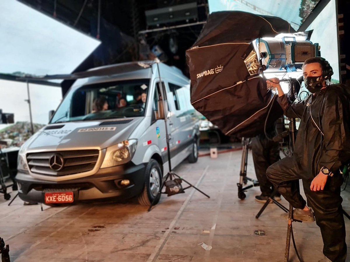 Stefan Karle (@dopchoice) on Twitter photo DoPchoice SNAPBAG Octa with the ARRI SkyPanel S60 lighting it up behind the scenes
๐ท <a href="/jotamatheus/">Joao Matheus</a>.jpg
Bastidores .QMVM.
.
.
.
.
.
#arri #skypanel #dopchoice #snapbag #octodome #keylight #softlighting #gafferslife #commericalshoot #setlighting. #lightingandgrip #setlife DoPchoice SNAPBAG Octa with the ARRI SkyPanel S60 lighting it up behind the scenes
๐ท <a href="/jotamatheus/">Joao Matheus</a>.jpg
Bastidores .QMVM.
.
.
.
.
.
#arri #skypanel #dopchoice #snapbag #octodome #keylight #softlighting #gafferslife #commericalshoot #setlighting. #lightingandgrip #setlife