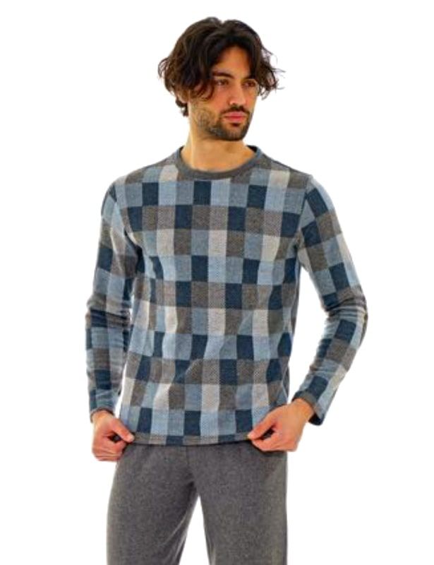 VarelaIntimo's tweet photo. [ 🆕 ] Pijama Vilfram Afelpado a cuadros gris y azul

🛒🛒 https://t.co/y8zedvmt3e vía @VarelaIntimo 

#varelaintimo #modacaballero #pijamasacuadros #PijamaVilfram https://t.co/PGUvq6z39F