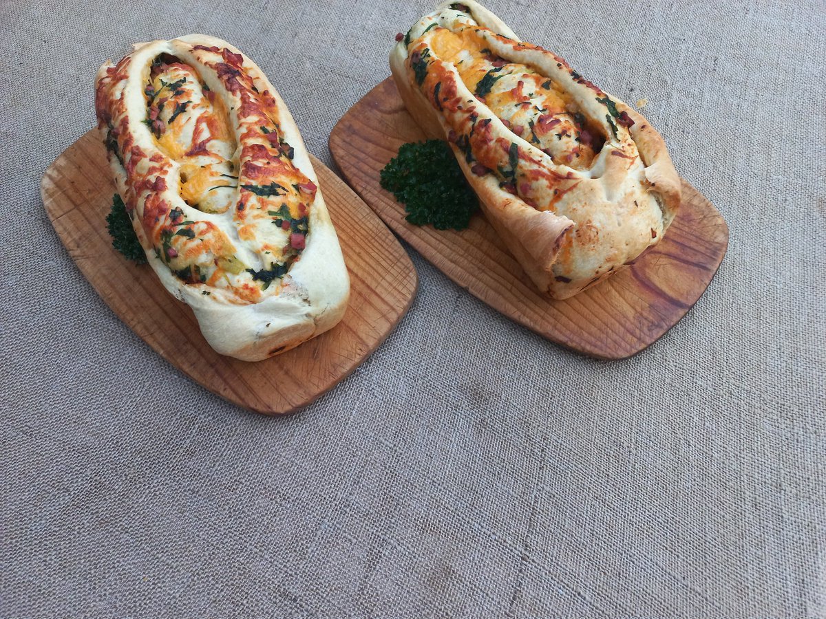 KameelAnd's tweet photo. Freshly baked bread for our campers here #Kameelrustandvrede.
#RouteR377 #Northwest
#KameelZA https://t.co/6iiT54ajqp