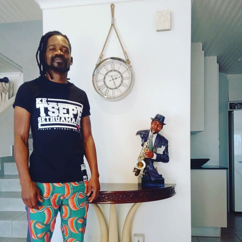 KommandaObbs's tweet photo. Dropping something next week https://t.co/0Q9CDjTTzy