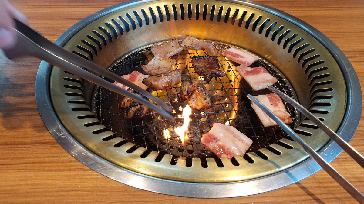 WILL_miyota's tweet image. 無事、講座終了することができました！
昨年から引き続き参加された方も射らっしゃり、深みが増した講座になりました(*^^*)
参加者の皆様、素敵な時間をありがとうございました(*^^*)
打ち上げで焼き肉に行ってきました！！
#合同会社WILL #TimeDesign #御代田町 #研修 #夢を語る #夢を実現する