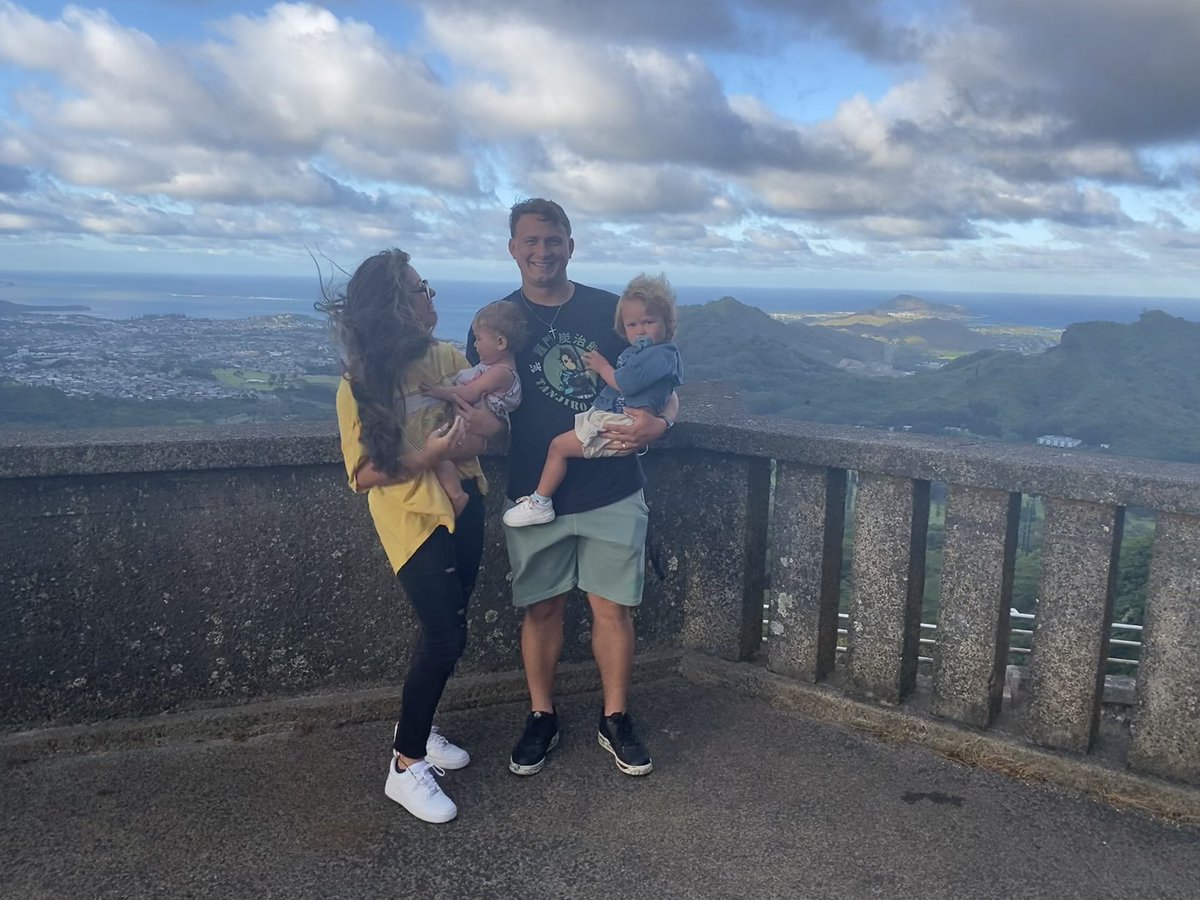 lillyana110's tweet photo. the view BLEW us away 🌬 https://t.co/pJRz9IADY7