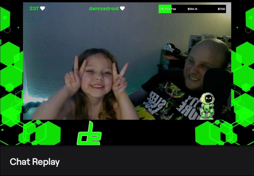 daimze_'s tweet photo. Last night we had a surprise special guest on stream 😂 AJ woke up at like midnight and decided to steal not only my stream, but the hearts of everyone in chat ❤️ such a charmer this little daughter of mine is! https://t.co/GP4gJGr40X