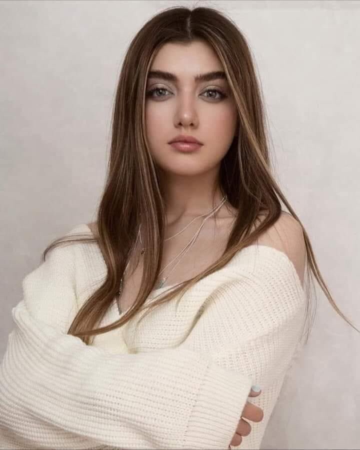 لا تراهن على لين قلبي ففيه قساوه ترعبني أحيانا