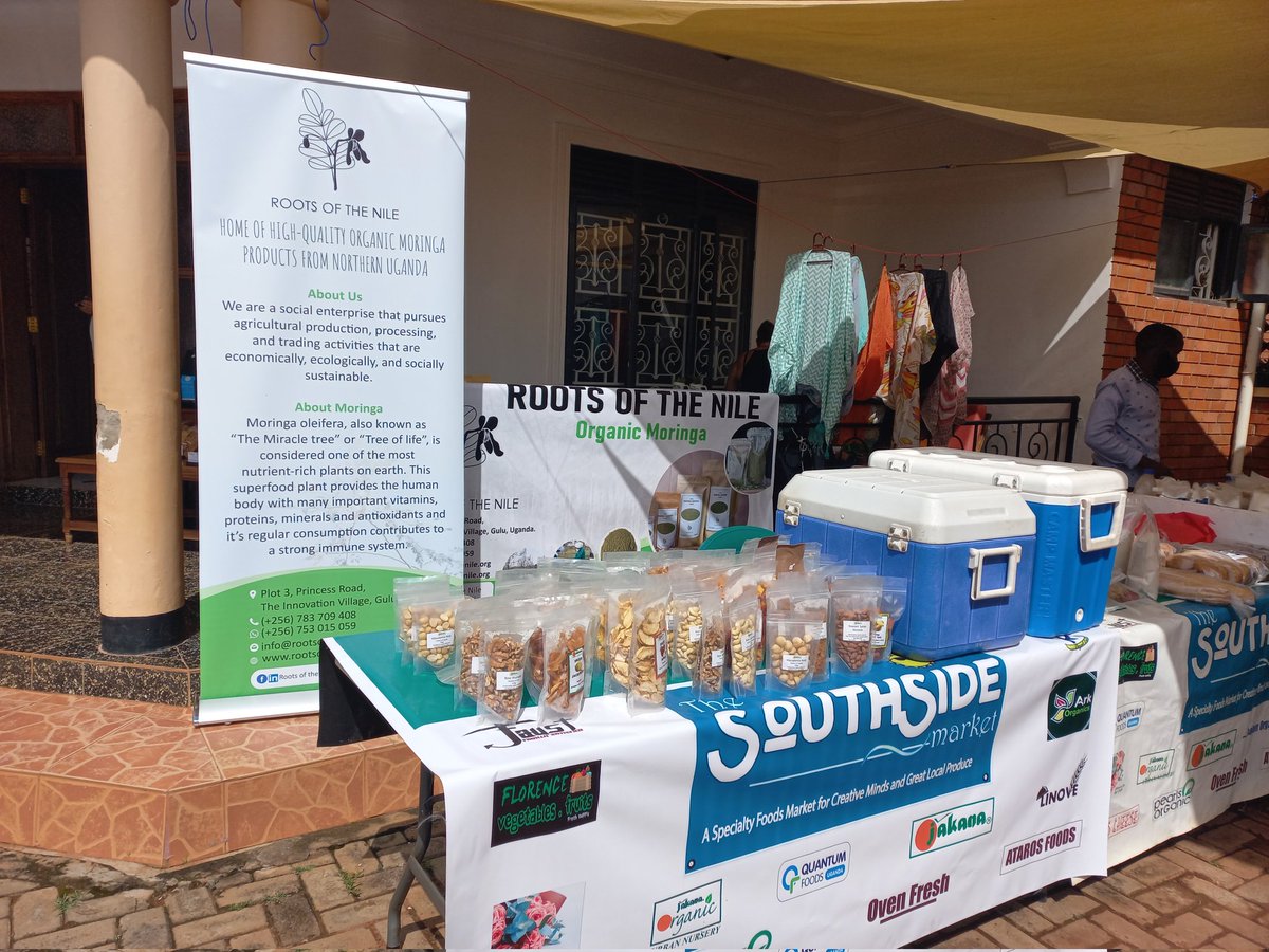 rootsofthenile's tweet photo. We are exhibiting our organic moringa at #TheLookOutCafe Gulu at the #farmersmarket day event, today.
Please find time to pass by with a friend and pick your moringa powder, any size of your choice is available 😊 https://t.co/k5sQBOEjLS