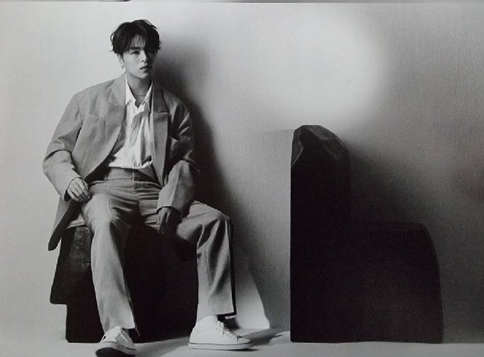 KooJunhoeGlobal's tweet image. “If I have a chance, I want to express my feelings through music through my solo album. In addition, I want to try acting. Currently, I am interested in acting and preparing while taking lessons...”

JUNHOE x DAZED
#구준회 #JUNHOE @tkwpcnfak
#아이콘 #iKON @YG_iKONIC