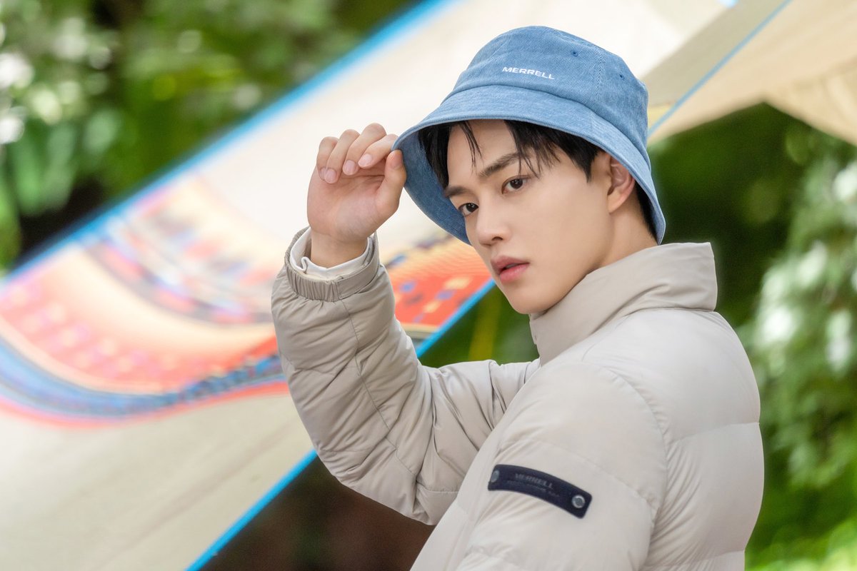 songkang_n_s's tweet photo. 211023 SONG KANG at Namooactors Twitter Update 

[#아낌없이주는나무]
송강 배우를 향한 마음으로 시 한 편 써보겠읍니다...
눈동자에 담긴 galaxy🌌
아름다운 미모에 신도 jealousy✨

#송강 #SONGKANG #ソンガン https://t.co/v2NAyYQKwW