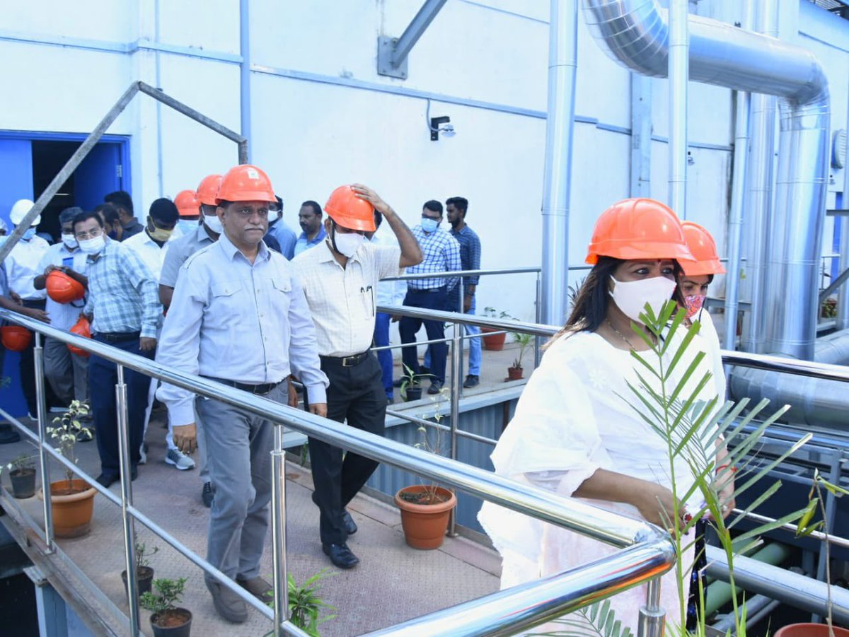 arvindkumar_ias's tweet photo. Inspected &amp; reviewed Jawaharnagar Dumpyard as directed by Minister @KTRTRS today
Immediate Action points - drones to take up spraying immediately, bring down pile up stocks among others

Mayor @GadwalvijayaTRS, commissioner Lokesh, &amp; mayor - jawaharnagar &amp; Dhammaiguda accompanied https://t.co/0EVFnm7s4x