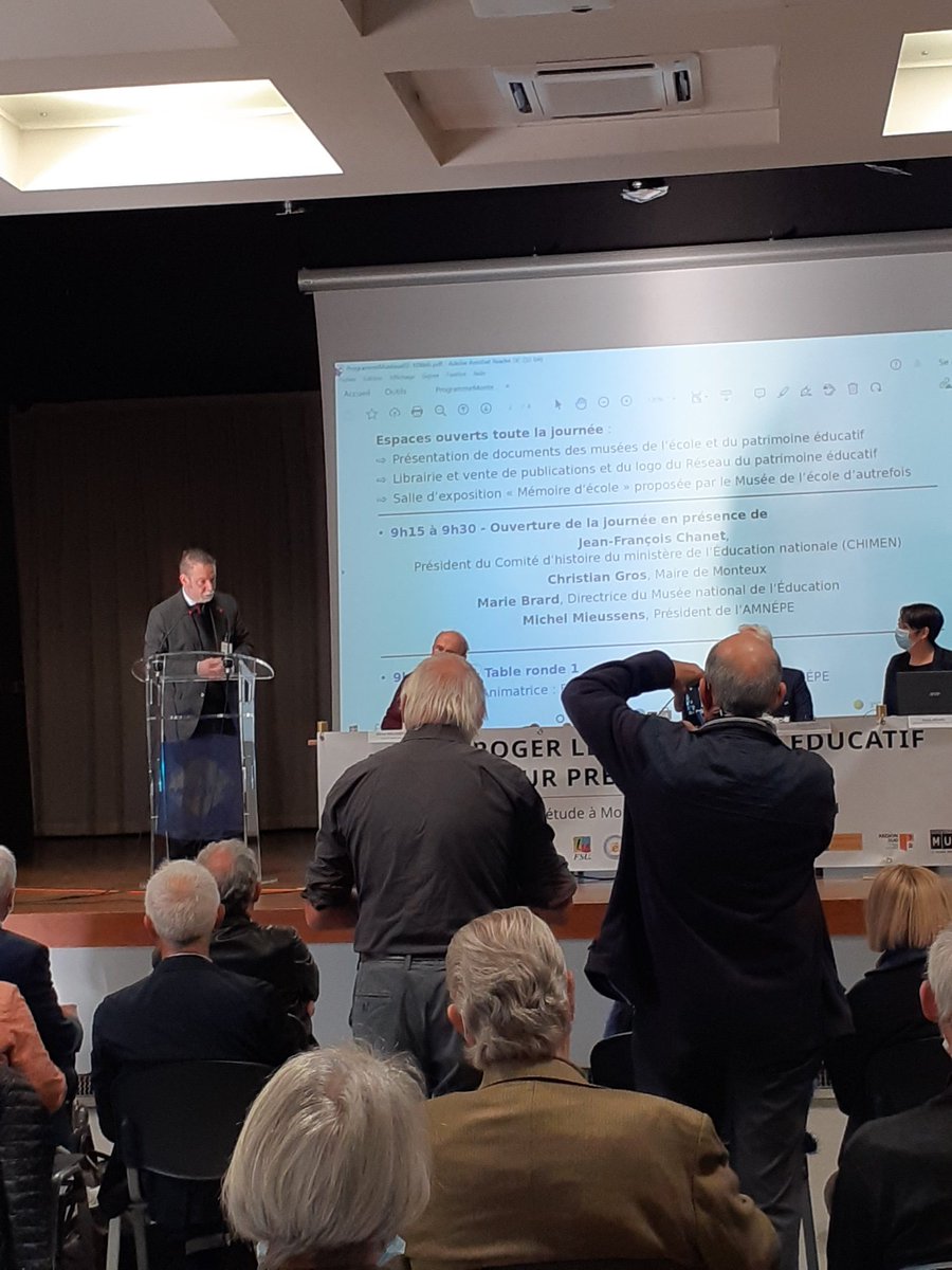 MuseeEducation's tweet photo. Ce #samedi 23 octobre, mot d'ouverture de la journée d'étude "Interroger le patrimoine éducatif pour préparer l'avenir", du Recteur  @ChanetJF, du maire de la #villedemonteux, de la directice du #Munaé et du président de #lAMNEPE https://t.co/LFZKQ7SZrG
