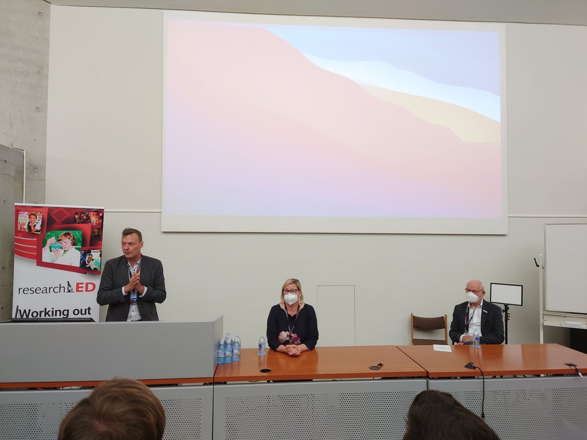 JReulen's tweet photo. Vandaag 500 mensen live aanwezig bij @researchED_BE in de @ThomasMoreHS in #mechelen #rEDBE21 wat een geweldige #onderwijs reünie https://t.co/wiy7WZuMkI