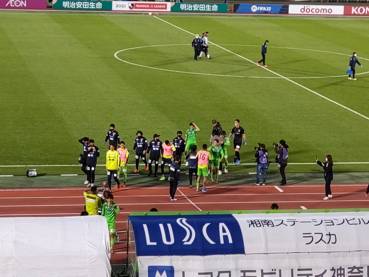 これは選手会見、大橋、山田ですかねー。指震えてます(笑)。
#ベルマガ #bellmare