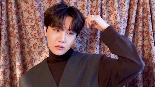 hourly j-hope tweet media