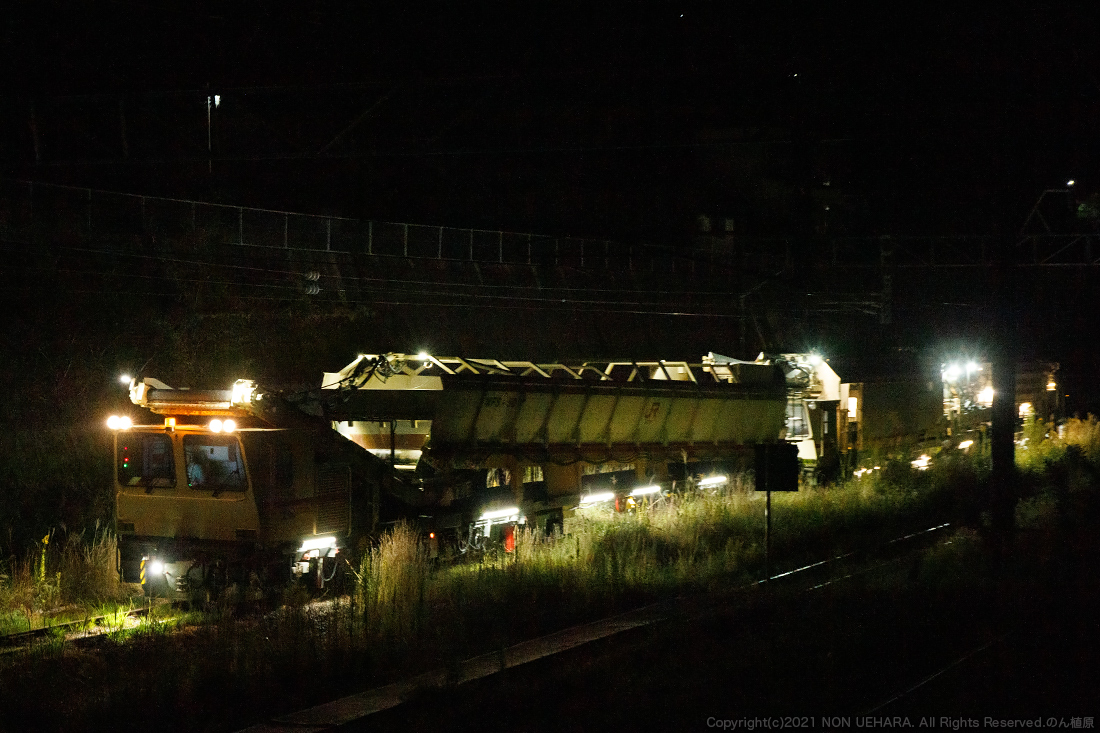 NON_Uehara's tweet photo. #DE10,#マヤ34
#バラストクリーナ
#PlasserTheurer,#VM170,#MFS50

■2021/10/23(土)

①DE10 1638 + マヤ34-2009 + DE10 1755 → ＠ 日豊本線

桜島と銀ガマ。
②EF81 303 ＠ 4093レ  カゴしか本線

③ VM-170 + MFS-50 @ 鹿児島本線 広木〜上伊集院沿い

④ VM-170 + MFS-50 @ 鹿児島本線 上伊集院 https://t.co/hYXx6d8Sgc