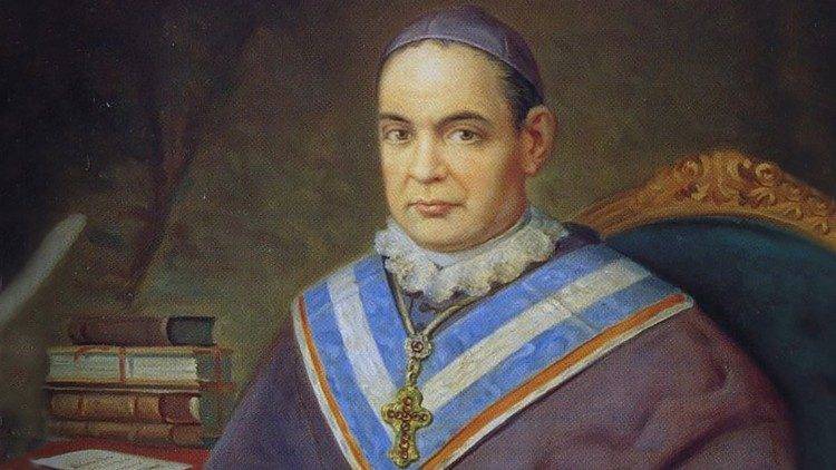 23 oct : St Antoine-Marie Claret, Évêque et Conf. 

 Au concile du Vatican, il se fit l’ardent défenseur de l’infaillibilité du Pontife Romain. Il propagea admirablement la dévotion envers le très St Sacrement et envers le cœur immaculé de Marie et son Rosaire.

- LDM -