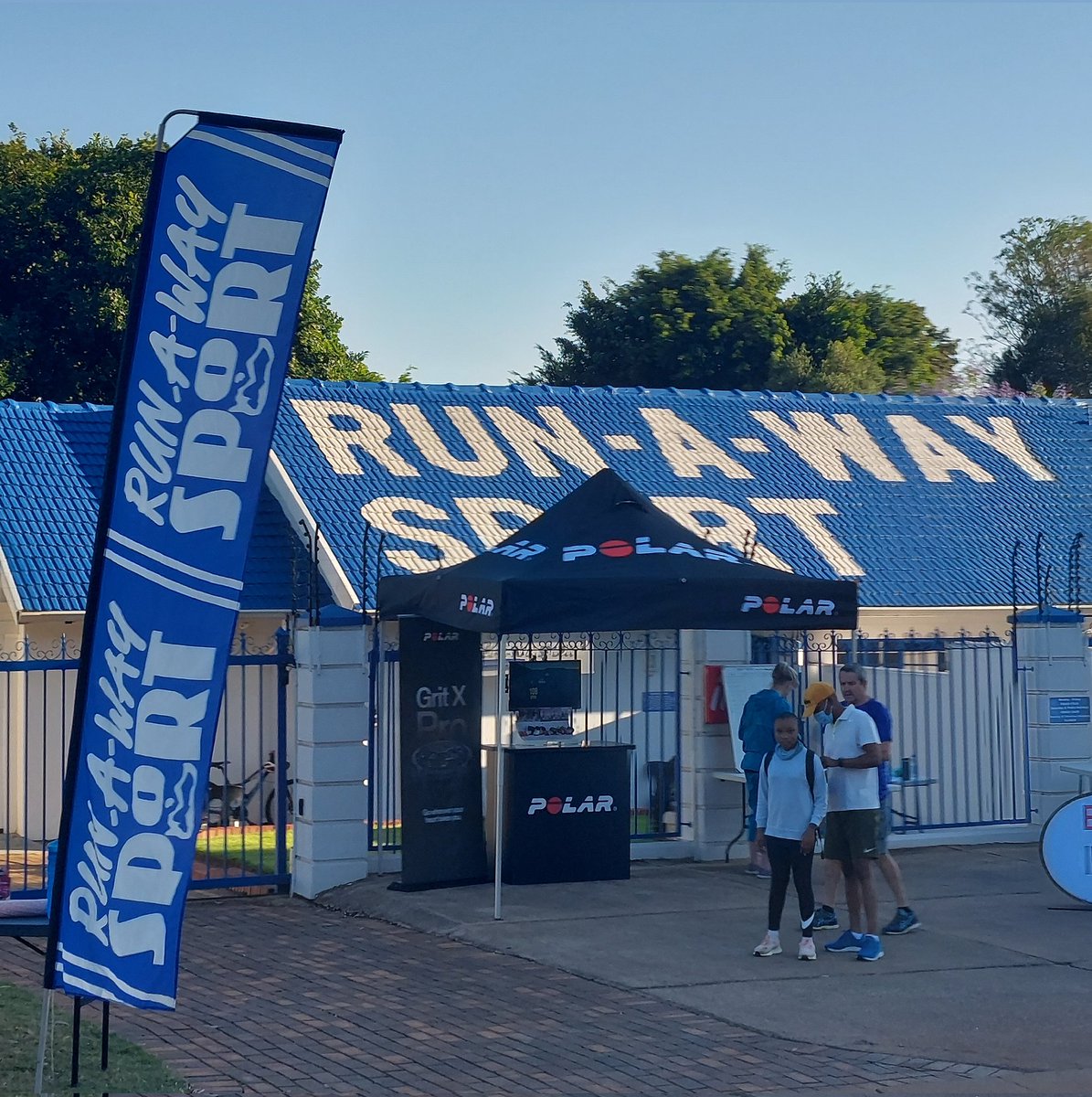IHFProducts's tweet photo. Early morning start
#PolarGritXProRoadshowSA https://t.co/rCJFCqZ3Oq