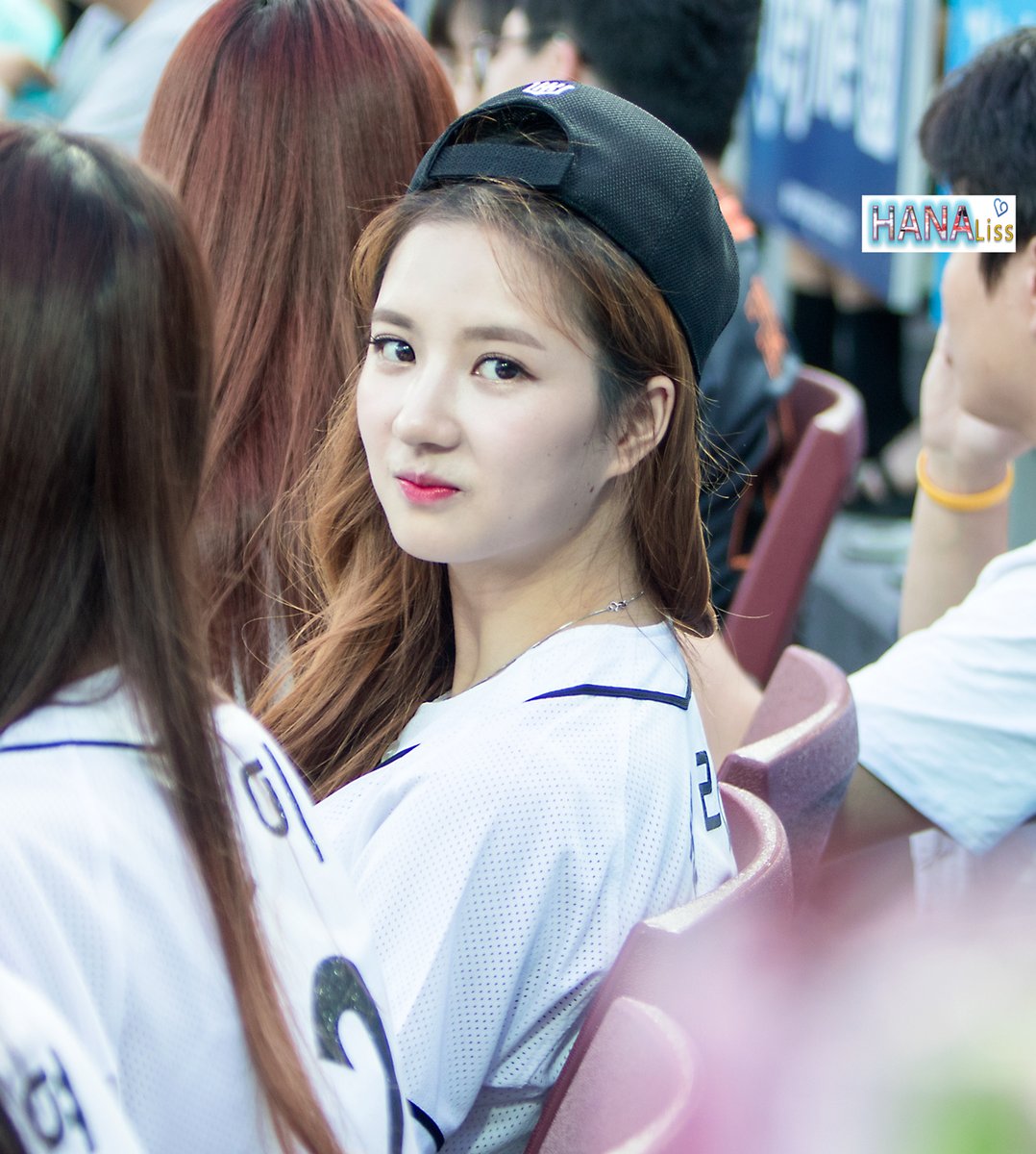 TottiRoma2022's tweet photo. Happy Birthday Liu Xiening ❤
#HappySallyDay #ShiningWithXieningDay #Gugudan https://t.co/Iw5Mdlfka9
