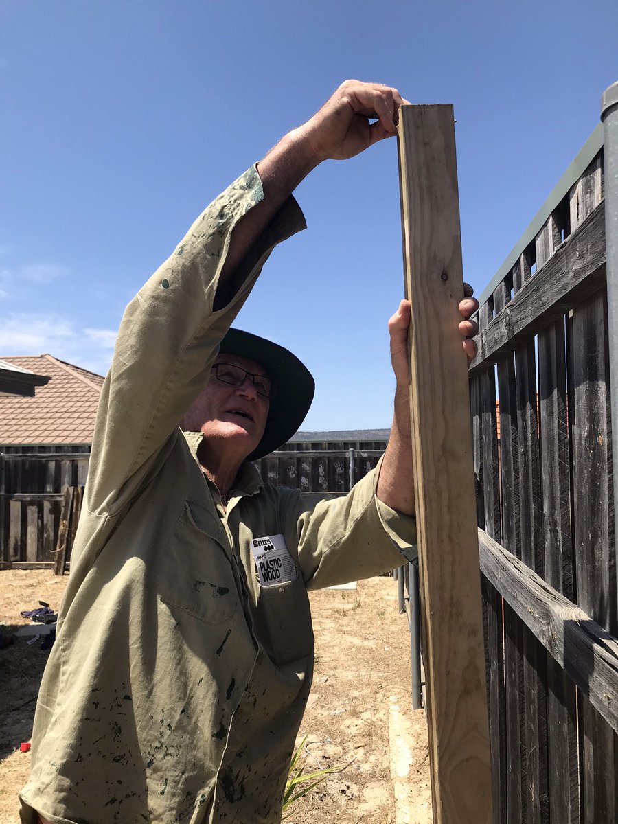 FNHProject's tweet photo. Another great “First Nations Homelessness Project” tenancy support busy bee today. 
Particular thanks to volunteer Martin MacMahon who did an excellent job of fence repair. I’ve learned a lot over the years from watching his thoughtful, creative, generous handywork. https://t.co/uupylPA7NH