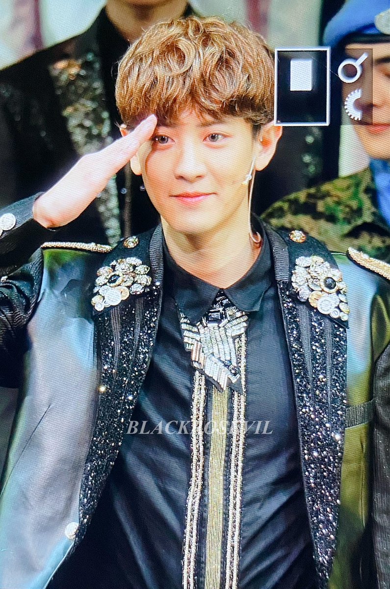 BLACKROSEVIL61's tweet photo. 211023 메이사의 노래 뮤지컬 🥳🪖

#라만_찬열이의_노래 
#MeissingChanyeol
#찬열 #CHANYEOL https://t.co/thuGuJ9rZS