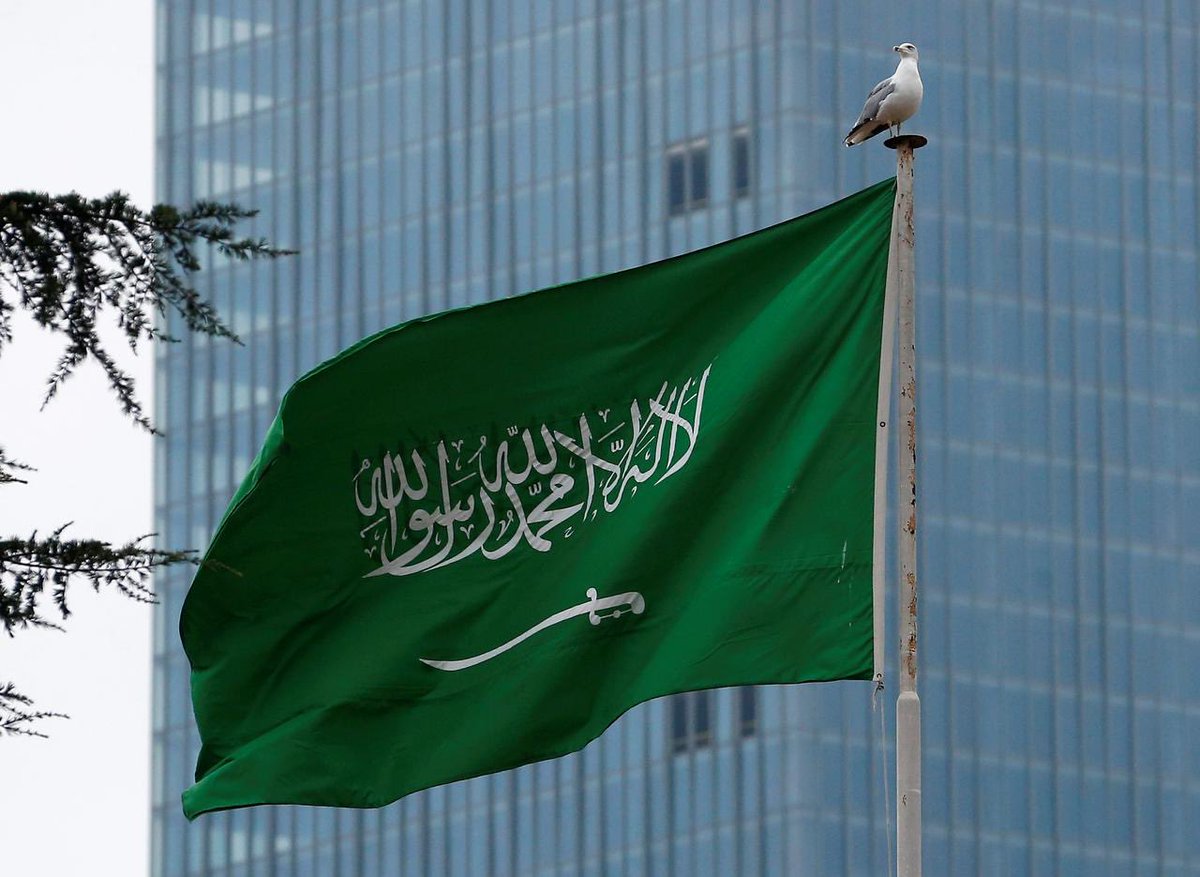 AJELNEWS24's tweet photo. عاجل 🔴 
.

.
حكومة المملكة العربية السعودية ترحب وتثمن البيان الرئاسي الصادر عن مجلس الأمن، والذي ندد بهجمات ميليشيا الحوثي الإرهابية على أراضي المملكة ومنشآتها المدنية.
- https://t.co/JuFpK9TerB