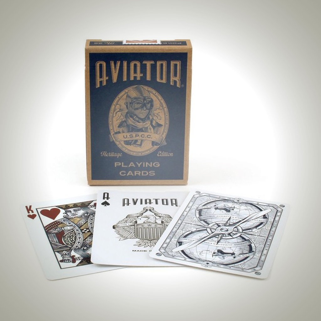 Le jeu Aviator Heritage est inspiré de Howard Hughes, le pionnier de l'aviation.
.⁠
☛ qualijeux.com/cartes/1049-je…
.⁠
#qualijeux #jeu #jeux #carteajouer #poker⠀