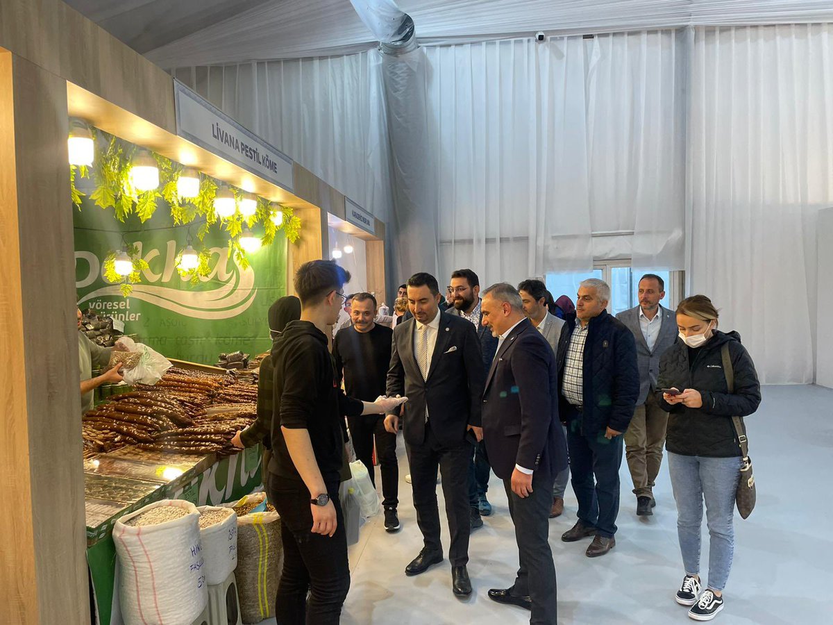 Karadeniz Tanıtım Günlerine STK Sorumlu Gnl.Bşk.Yrd.Burak Akburak ve heyeti,İlçe Bşk.Süleyman Turan ve İlçe Bşk.Yrd.katılım sağladılar.Karadeniz Konfederasyonu bünyesinde gerçekleşen organizasyonu tertipleyen bşk.Sıtkı Ada’ya ve ekibine ilgilerinden dolayı teşekkür ederiz.