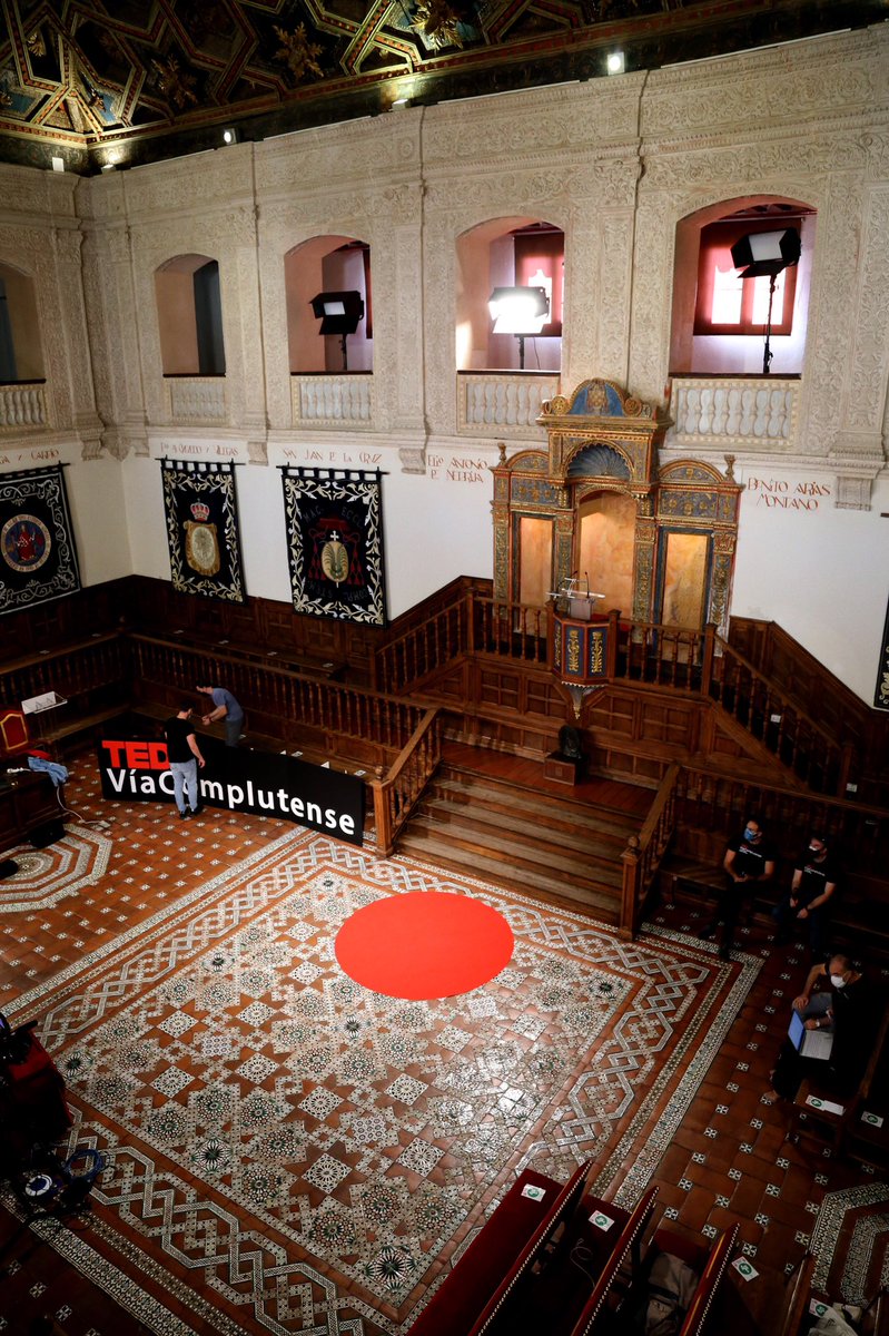TEDxViaComplu's tweet photo. ¡POR FIN HA LLEGADO EL DÍA!

El segundo #TEDxVíaComplutense está a punto de empezar. ¡No te lo pierdas!

¡Comienza la cuenta atrás!

#SegundoTEDxVíaComplutense https://t.co/1pCUEpSfxC