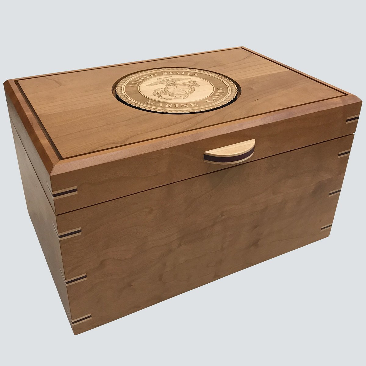 lucaspeters's tweet image. Thing I made: Humidor for my neighbor.