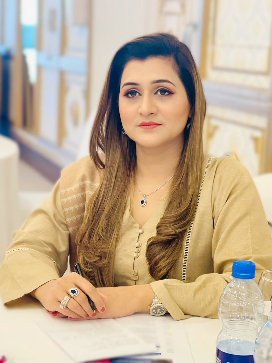 Sania Kamran tweet media