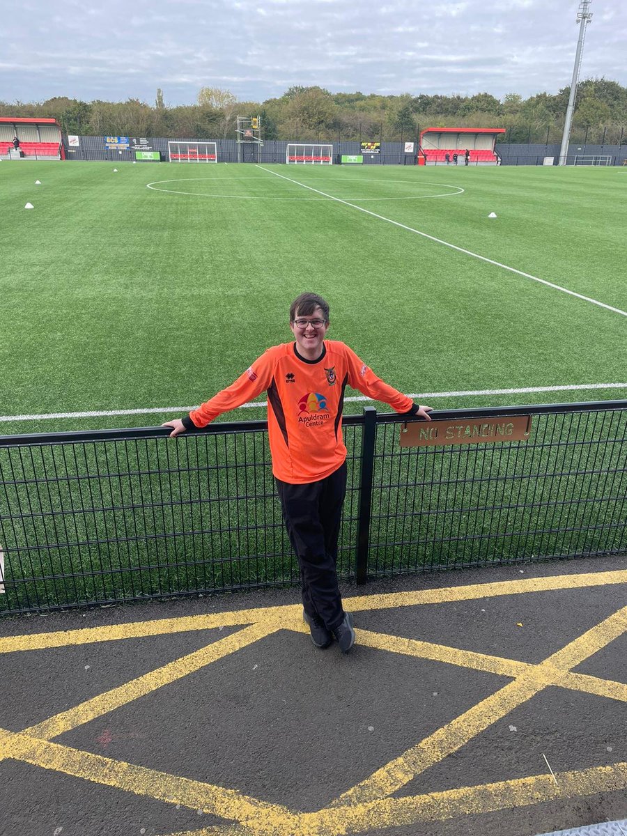 Orange army!  Bognor away to Bowers &amp; Pitsea today.  New <a href="/amadouTangara22/">Amadou Tangara</a> top bought from the super scout <a href="/woodybrtfc/">Kenneth Wood</a> - come on the lads!