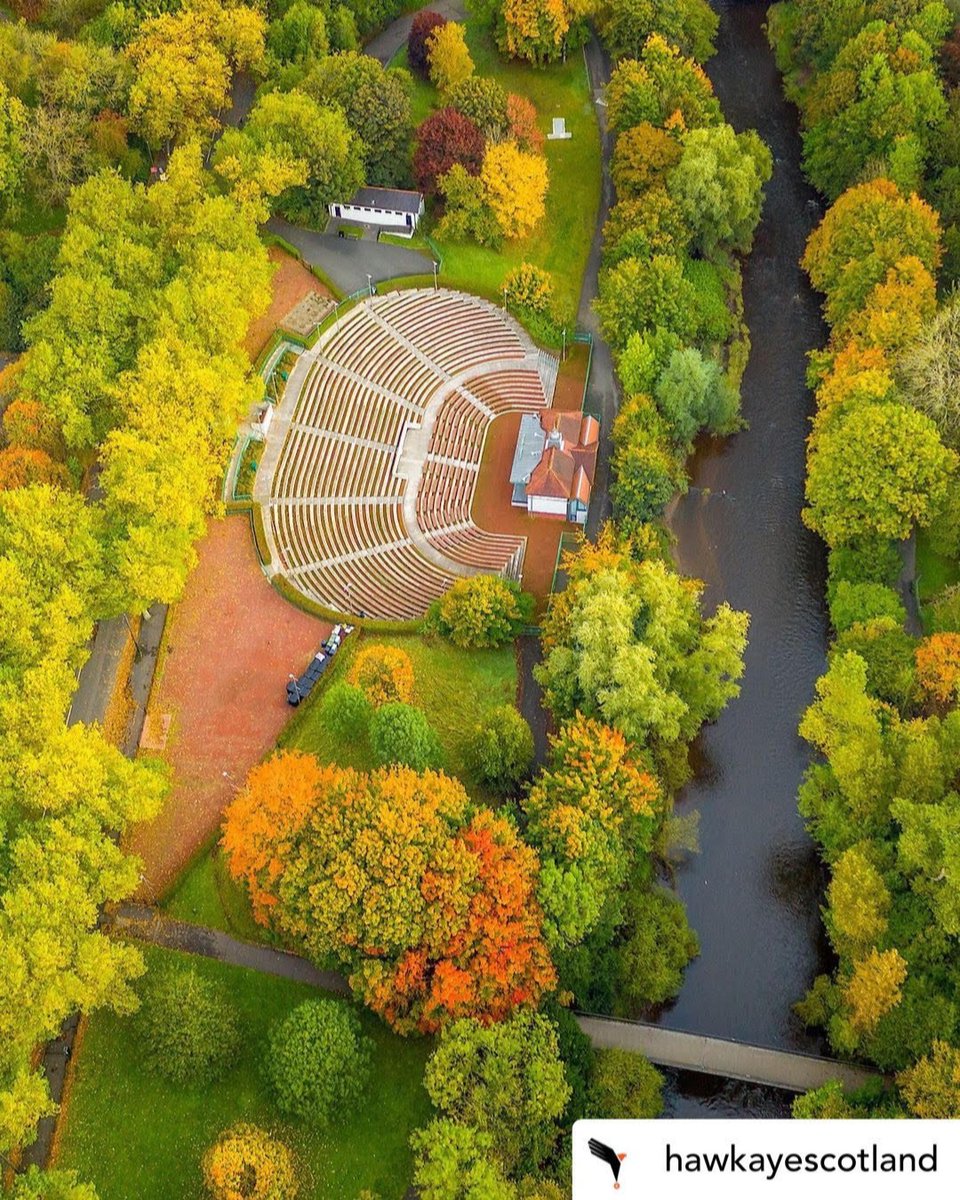 Visit_WestEnd's tweet photo. 📍Kelvingrove bandstand
📷 @hawkayescotland
#glasgow #glasgowestend #scotland westendglasgow #glasgowlife #visitwestend #ilovegla #glasgowlive #glasgowlife #scotland #scotlandexplore #lovescotland #hiddenscotland #peoplemakeglasgow #visitscotland #autumn #leafs #leafer #river https://t.co/6EXt8b3ytS