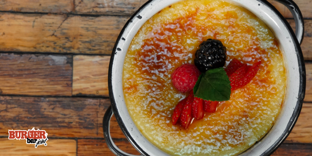 Al terminar tu hamburguesa pide este Créme Brûlée y escríbenos tu experiencia. 
.
.
.
#bbj #postre #postres #cremebrulee
