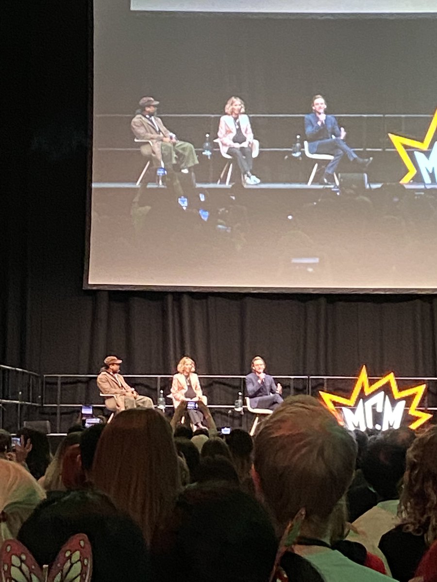 aciddepp's tweet image. IT WAS SO GOOD OMG #MCMComicCon #TomHiddleston