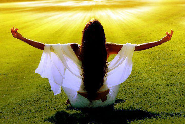 Lili31029947's tweet photo. La sensation d'être heureux dépend rarement de notre état dans l'absolu, mais de notre perception de la situation, de notre capacité à nous satisfaire de ce que nous avons. #D_L #ZEN https://t.co/016vBqJ18w
