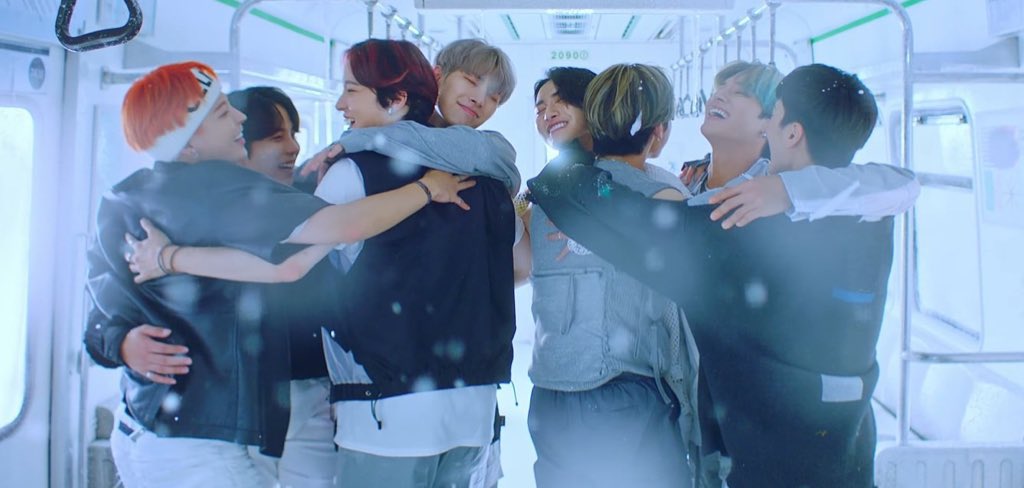 azfxon's tweet photo. lets drop the tags atiny! <3 

ATEEZ 3RD ANNIVERSARY 

#우리배는_삼년째_편도로만가
#ATEEZ_3rd_Anniversary
@ATEEZofficial #ATEEZ #Deja_Vu #에이티즈 https://t.co/7frpoaf4Za