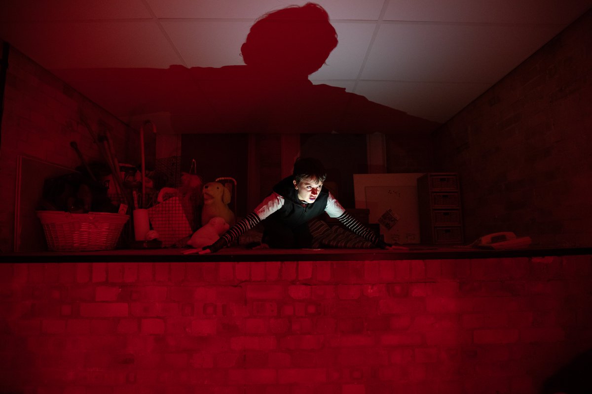 boldelephant_'s tweet photo. What They Forgot To Tell Us is open! Audiences are saying "a surprising, funny &amp; moving show" We have a special discount code BOLD for £5 off all tix on Thurs 28th &amp; Fri 29th Oct at 8pm. Only a few tickets for each show. Photos @aliwrightphoto #immersive
https://t.co/k5zibfVkl0 https://t.co/ZL3WoZsHLD