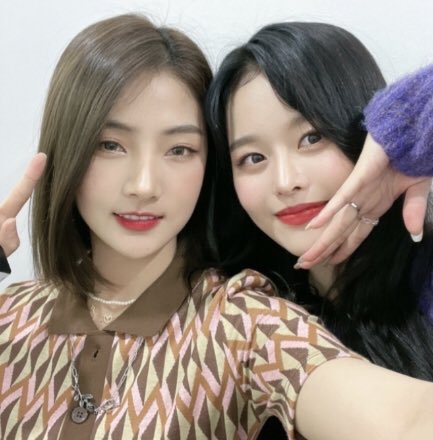 cai bing weibo update with jeongmin!

#ANJEONGMIN #안정민