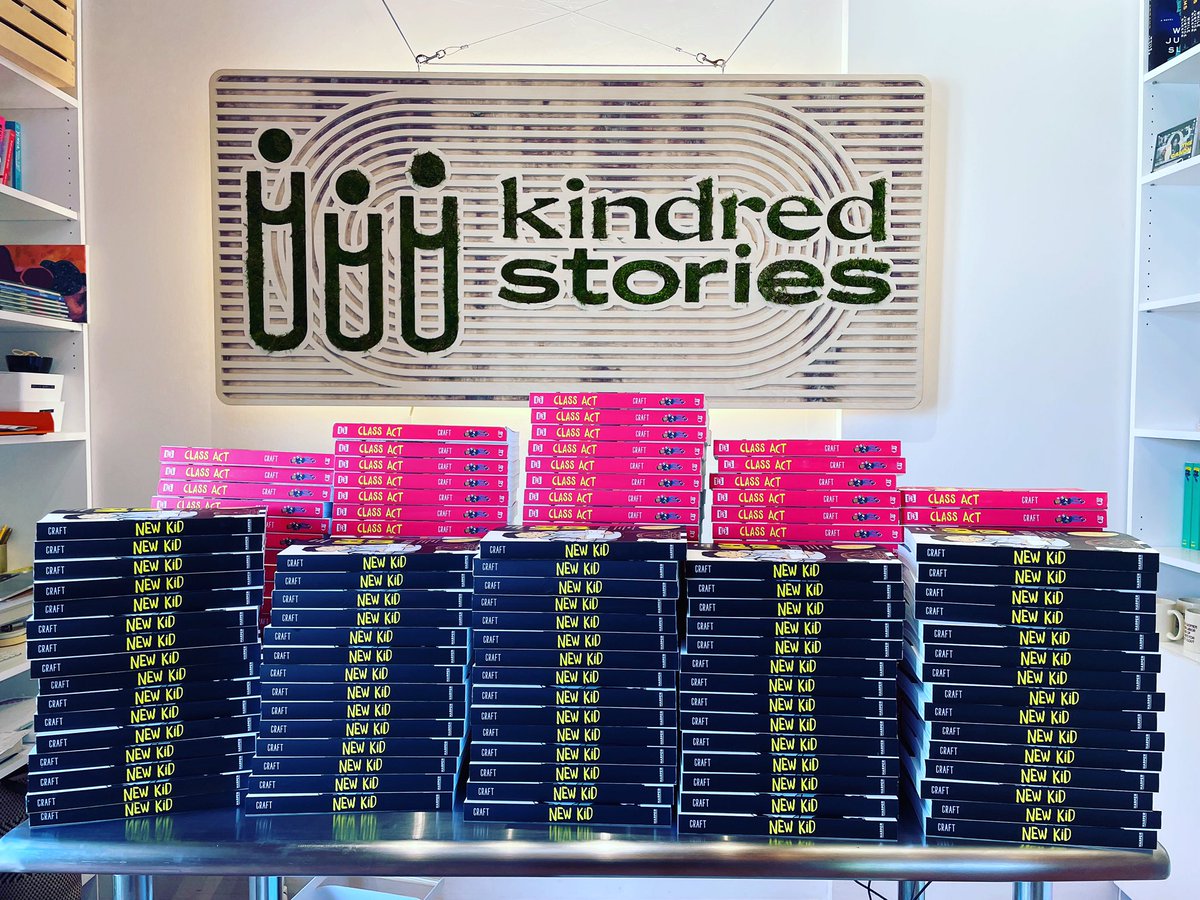 alessandra115's tweet photo. This is what 200 copies of @JerryCraft’s brilliant #graphicnovels #NEWKID &amp; #CLASSACT look like, @kindred_stories If you are a teacher or librarian in #TX: DM me or email info@kindredstorieshtx.com
w/ your mailing address &amp; we’ll ship you your free copies. It’s that simple❤️ 📚❤️ https://t.co/oTipf0njvk