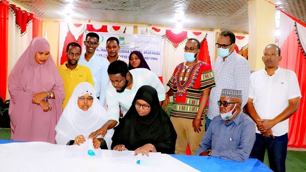 WomenSwso's tweet photo. SWSO attached 42 members of the CAFs-Family dispute Committee to the Ministry of Women, Family affairs, and Human rights. SWSO and the Ministry signed an MoU. https://t.co/gLNVeBdWMJ