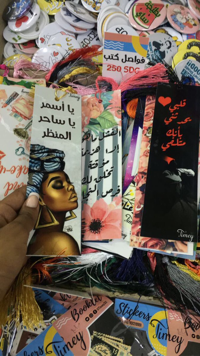 Queen_shoshsha's tweet photo. اليوم الثاني من معرض الكِتاب 
كورنر Timey
أتمنى انو تشرفوني 
قاعة ١ جناح ٢٩ https://t.co/NXkTuBpae1