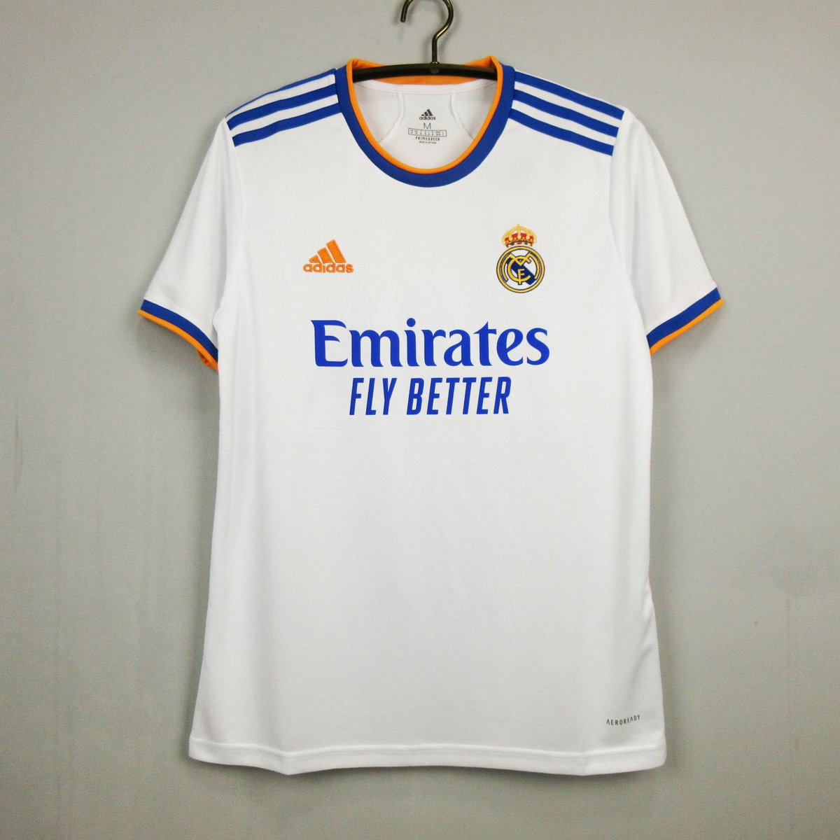CanovasRM's tweet photo. 🔥 SORTEO INTERNACIONAL 🔥

👉🏽 SI VINICIUS JR MARCA GOL EN EL CLÁSICO, SORTEO UNA CAMISETA DEL REAL MADRID ENTRE TODOS LOS QUE DEN RT, SIGAN A @OnlyJerseys Y ME SIGAN. 

⚽️ YO DE TI PARTICIPABA, CONFIO PLENAMENTE. HALA MADRID 🇧🇷 https://t.co/vS1DZHwvk1