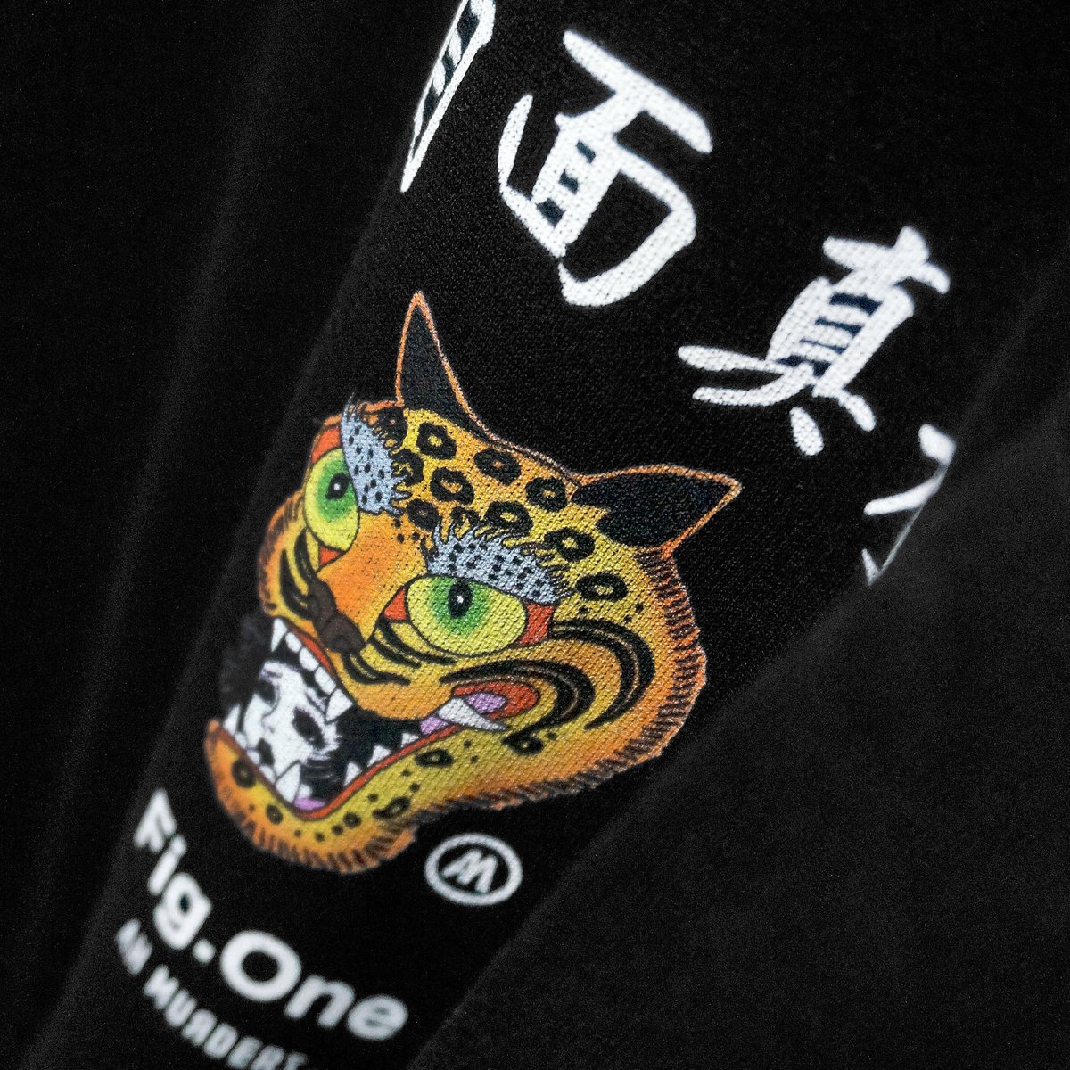 Ahmurderzjp's tweet photo. !!!!! いよいよ明日19:00 !!!!!
AH MURDERZ
“ Fig. One “ CrewSweat
Color : BLACK / KHAKI
Size : M / L / XL
Price : 12100 tax in
発売日 : 2021.10.24 sun 19:00
※ VIP会員様限定先行 同日18:30
at : https://t.co/dIwwAkq0pi
#AHMURDERZ
#REDSPIDER
#FigOne https://t.co/0yQfkwouTU