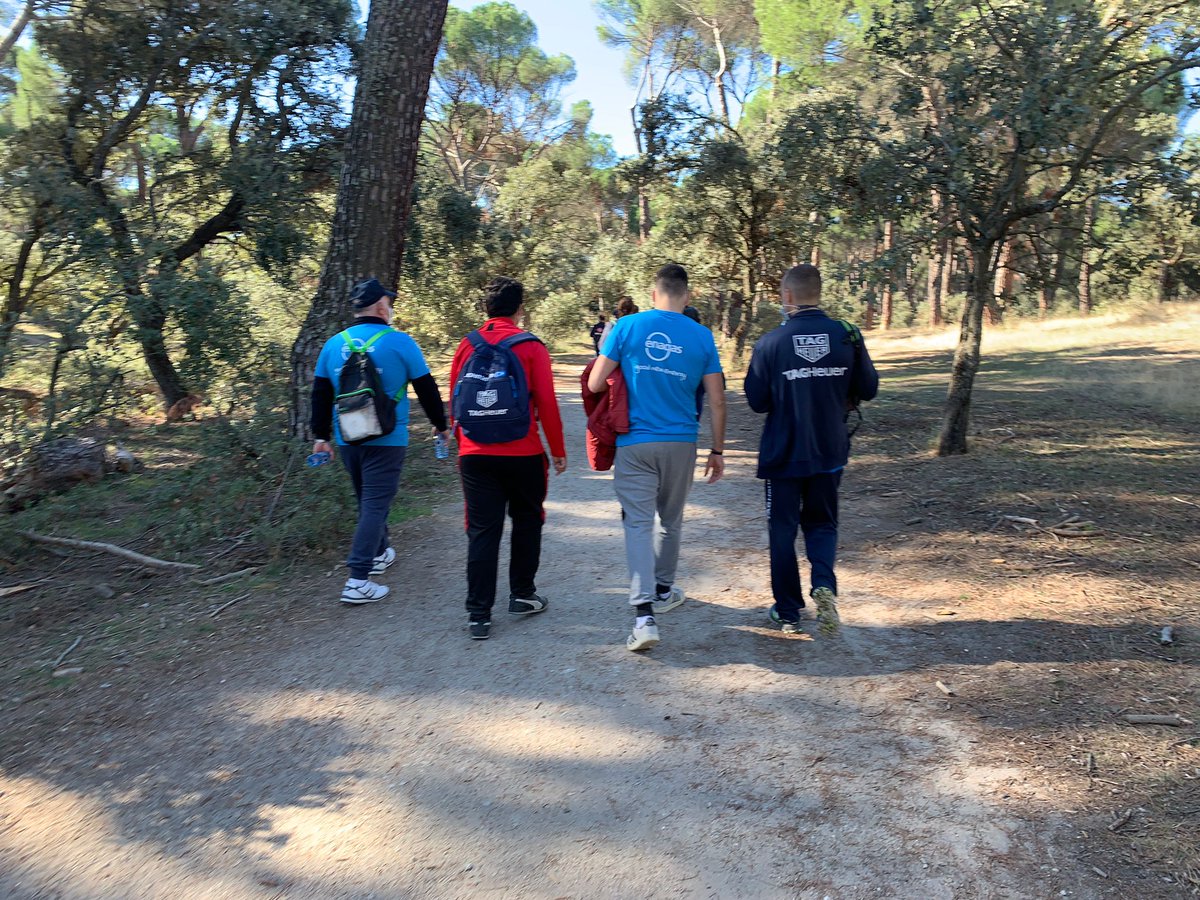 ¡Vuelve el #DiaSolidario21! 👏 
Un grupo de voluntarios de Enagás participa hoy en Madrid y Valencia en esta jornada solidaria de #VoluntariadoCorporativo tan especial dirigida a compartir tiempo y actividades sociales con los que más lo necesitan. 

#LivingforOthers