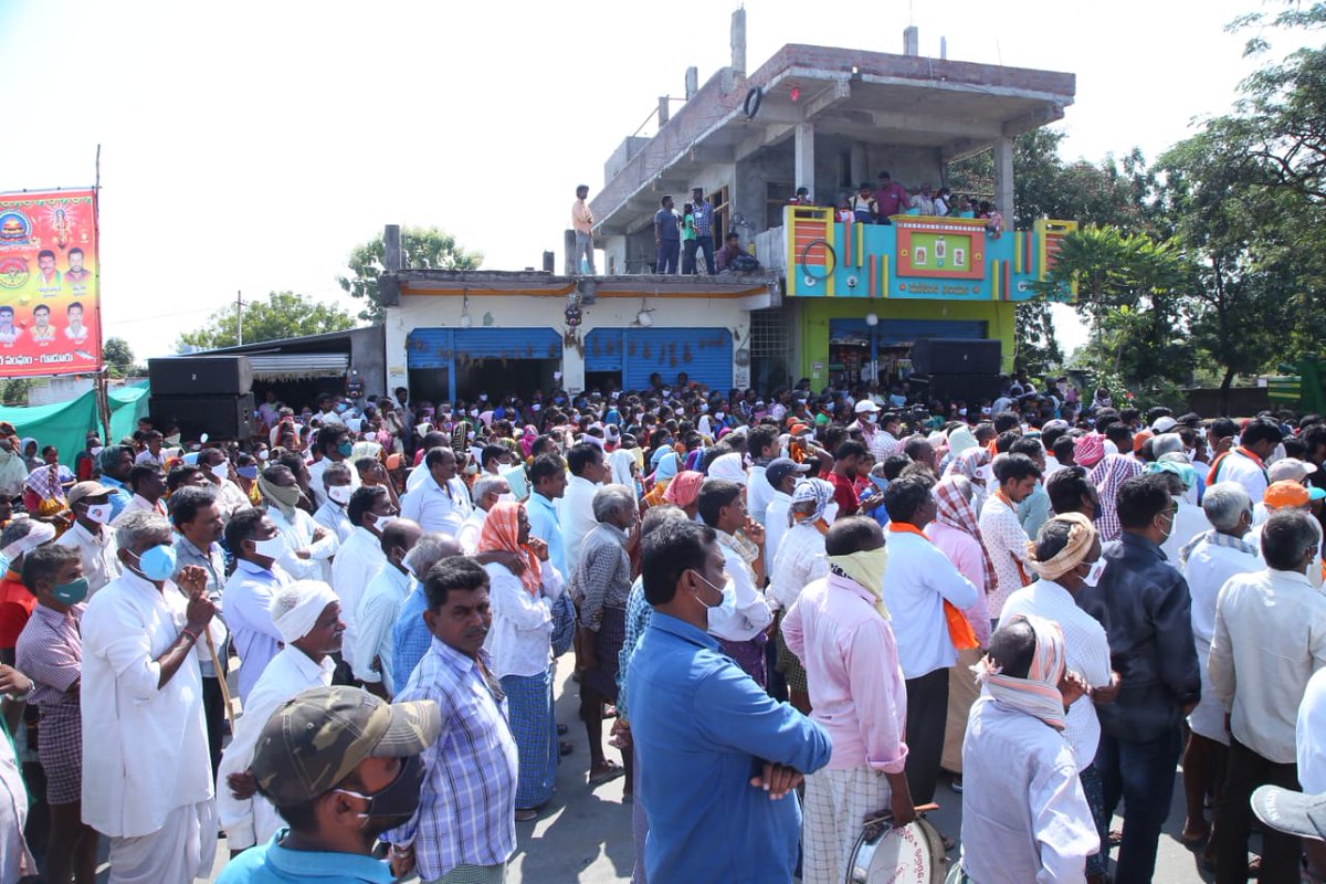 kishanreddybjp's tweet photo. #HuzurabadBypoll @BJPTelangana అభ్యర్థి శ్రీ @Eatala_Rajender గారి కోసం గూడూరులో ప్రచారం చేయడం జరిగింది. టీఆర్ఎస్‌కి ఓటు వేస్తే దుర్మార్గానికి &amp; నిరంకుశత్వానికి ఓటు వేసినట్టే, కనుక బీజేపీ అభ్యర్థిని అత్యధిక మెజారిటీతో గెలిపించాలని ఓటర్లను కోరడం జరిగింది. https://t.co/GfaXVrwV12