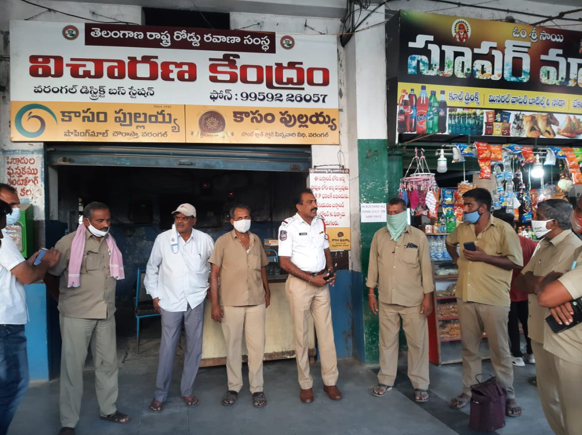 showarangaltrf's tweet image. Conducted traffic awareness programme to Bus drivers at Warangal bus station on traffic rules and drink and drive. requested the bus drivers don&apos;t drink and drive  many passengers life&apos;s depends on your driving. @cpwrl
