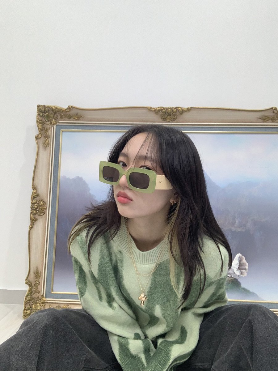hannahhbbahng's tweet photo. >:) https://t.co/gHf16DkZdV