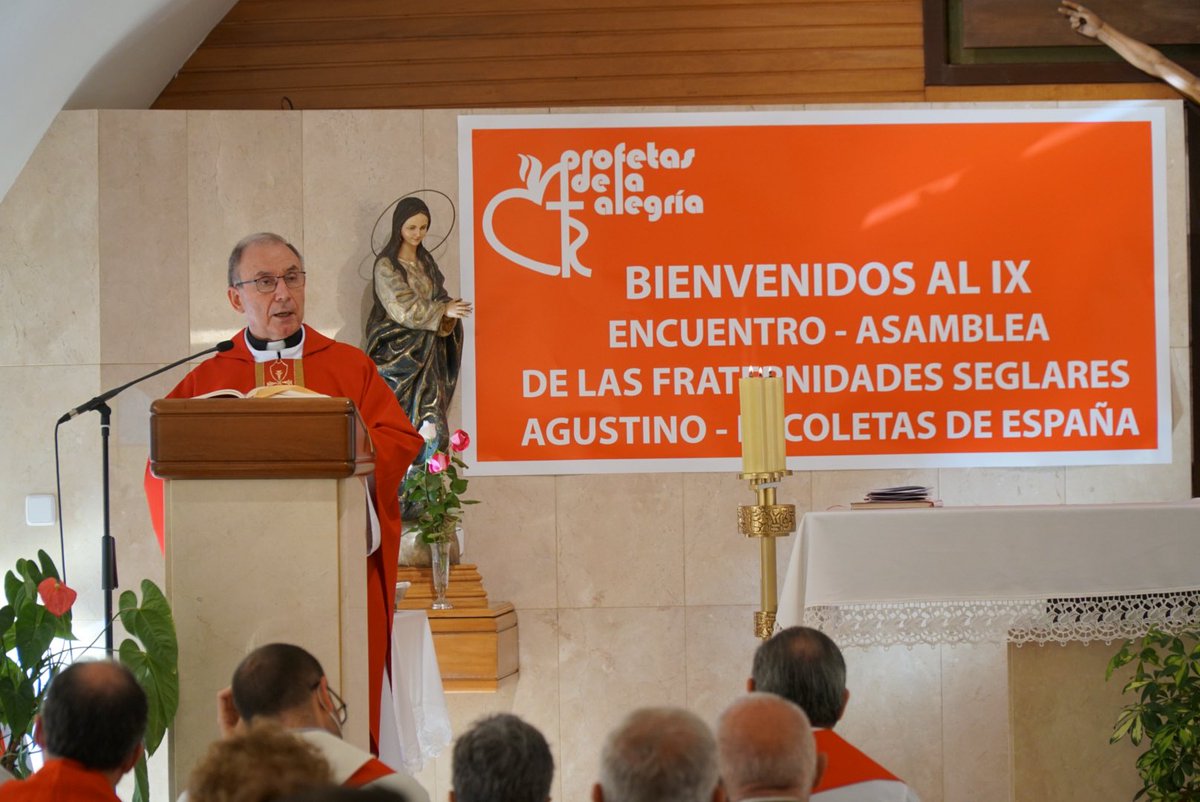 El <a href="/PriorGeneralOAR/">Miguel Ángel Hernández</a> participa este sábado en el Encuentro Nacional de <a href="/DeSeglar/">Consejo de la Fraternidad Seglar OAR de España</a> España. Ha presidido la eucaristía con todos los participantes.
