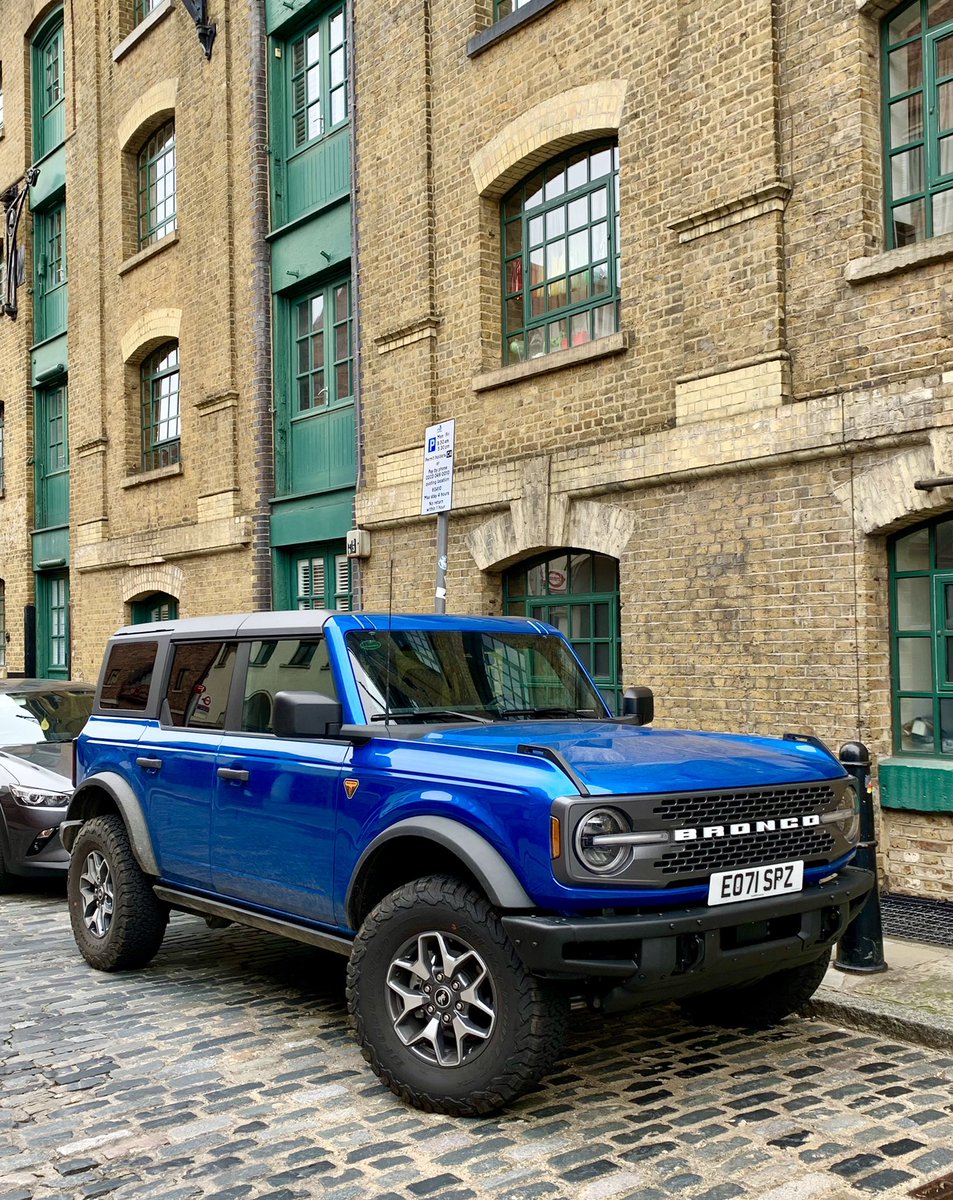 HolmesTW's tweet photo. Our street is a magnet for great cars not actually available in the UK #Bronco #FordUK #carsofWapping https://t.co/xxgqNFWpgM