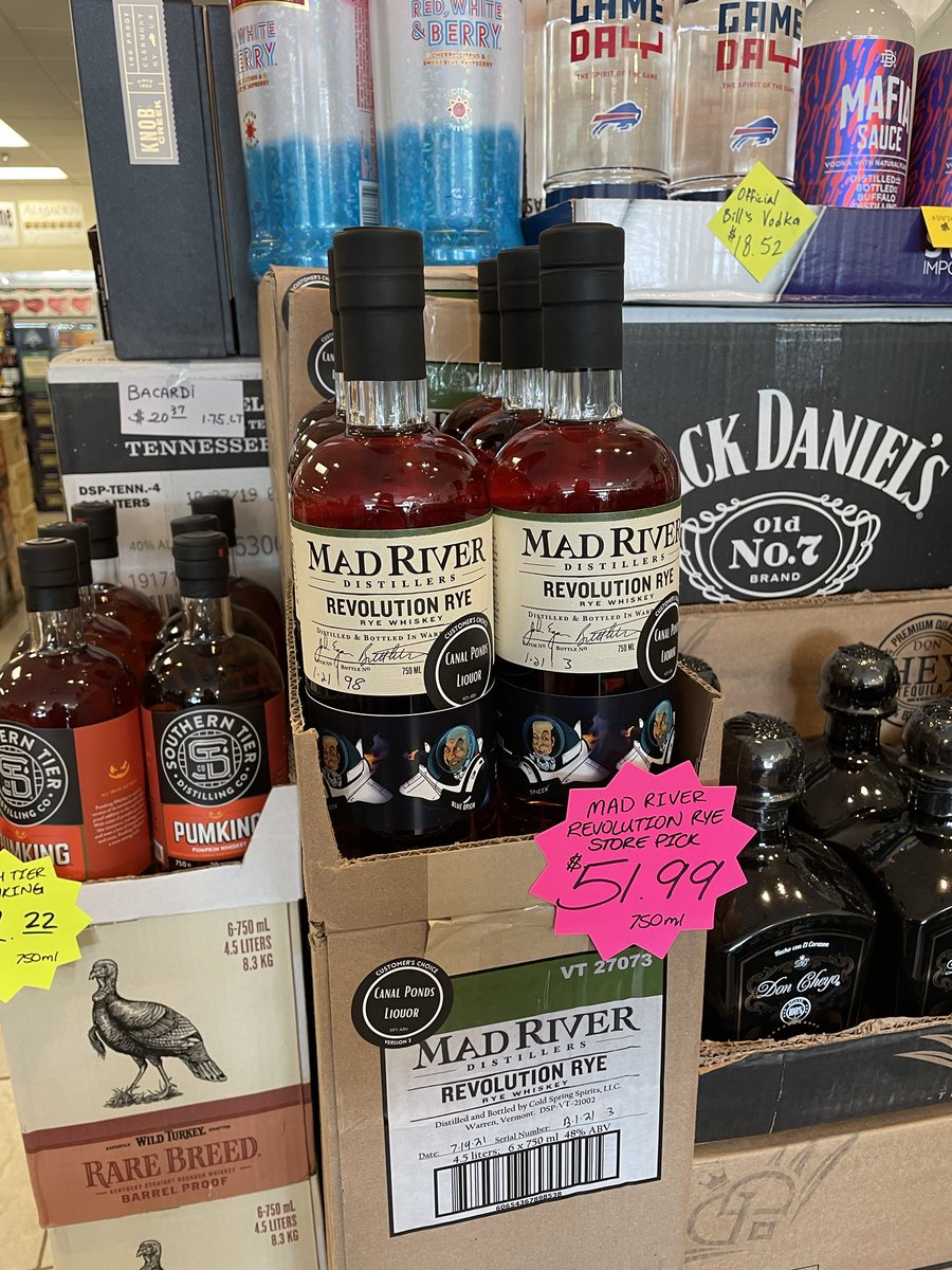 DrinkMRD's tweet photo. Cask strength, barrel pick #RevolutionRye @ Canal Pond Liquors in #Rochester NY made with upstate Rye grain. Available now! #jointheryevolution https://t.co/aPMvCpA0Ut