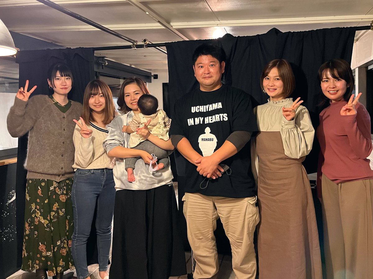 shimonchushiori's tweet photo. みなさんお久しぶりです🌼

今日はしもんchu結成10周年
とゆー事で、久しぶりに皆と会えて
嬉しかったなぁぁ😚💕
最後はゆいくんも来れて最高💜
内山さんいつもありがとう✨ https://t.co/lsrbXlerkO