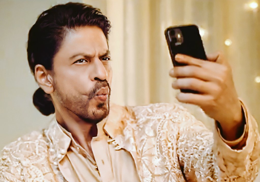 mina_zachariou's tweet photo. My sweet, beautiful, unique #BauuaSingh
💖 @iamsrk
#IStandWithSRK https://t.co/IQsW309dCG